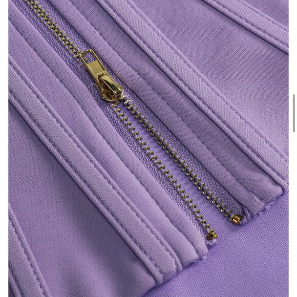 NWOT SHEIN PARTHEA Solid Asymmetrical Hem Boning Tank
Mauve Purple corset small - Picture 13 of 16